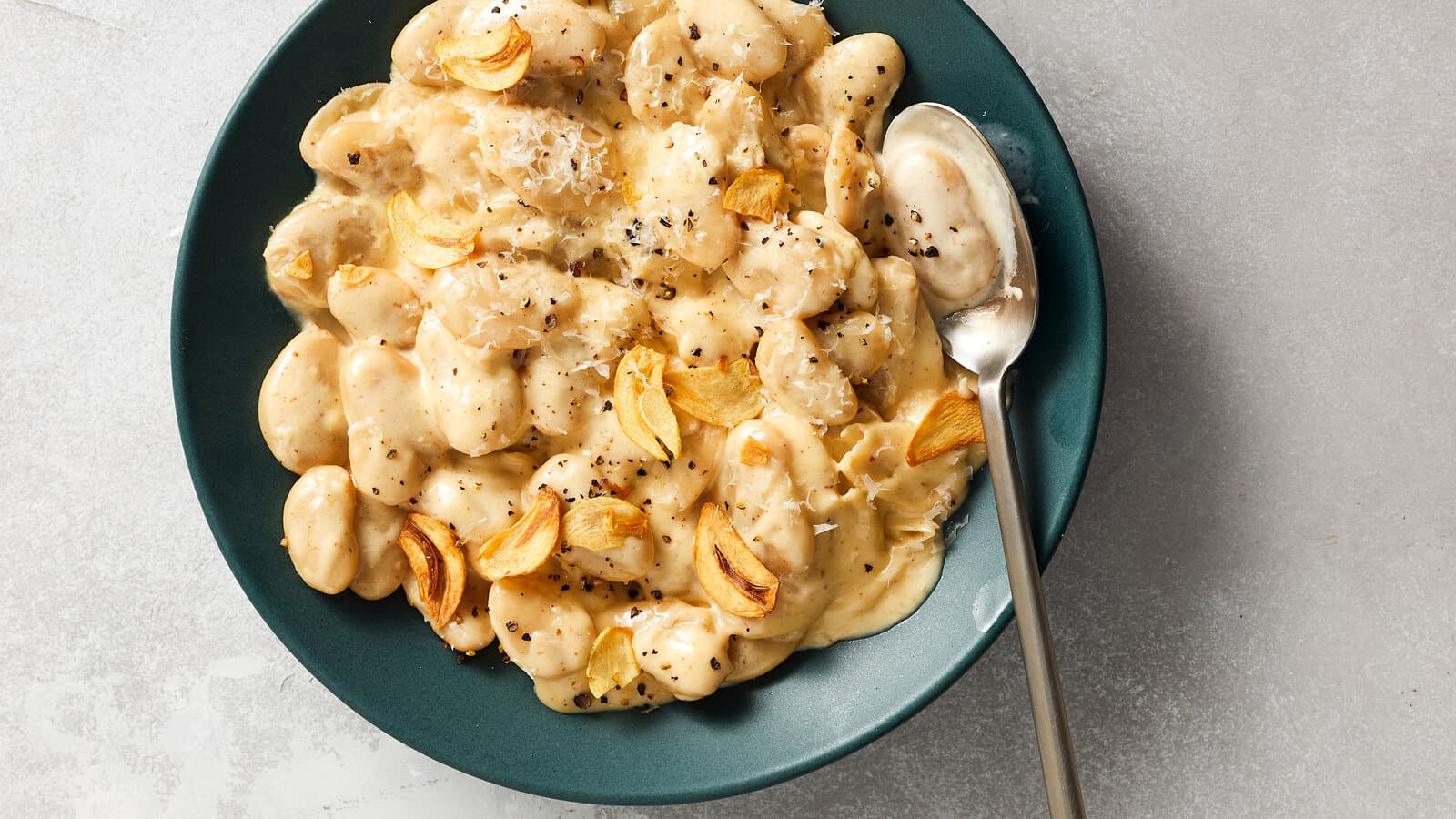 Garlicky Alfredo Beans